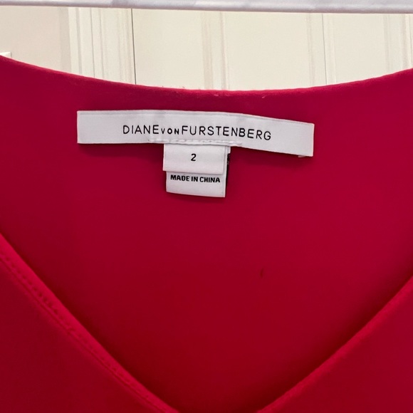 Classy DVF dress in pristine condition - Picture 5 of 5